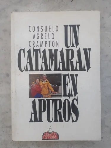 Un catamaran en apuros